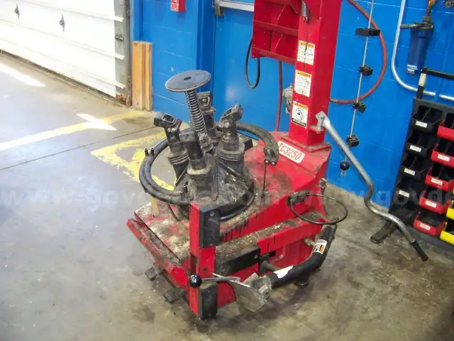 Tire Changer