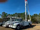 2004 International Bucket Truck