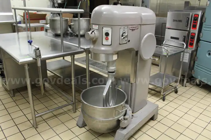 Hobart 60 QT 4 speed floor Mixer
