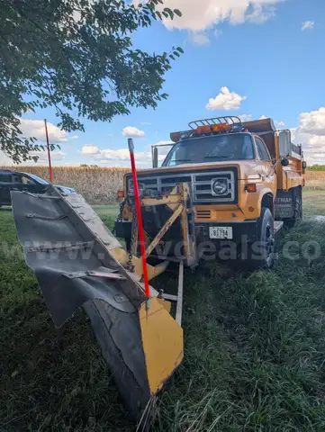 1989 GMC C7D042