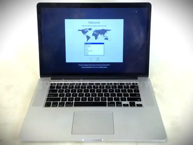 Apple MacBook Pro Laptop Computer