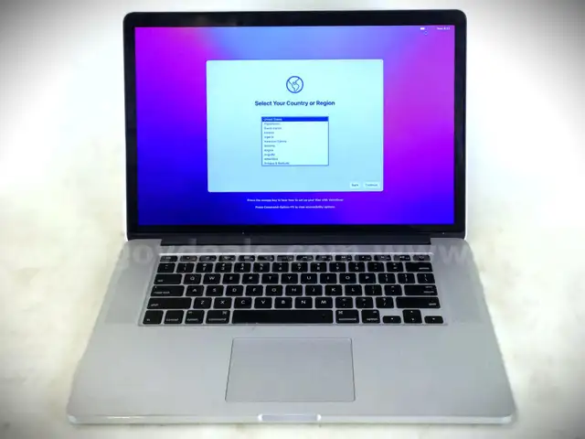 Apple MacBook Pro Laptop Computer