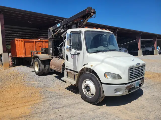 2010 Freightliner with Ramer Shuttle Loader and Trailer