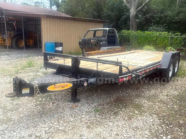 Econoline 17 ft Trailer