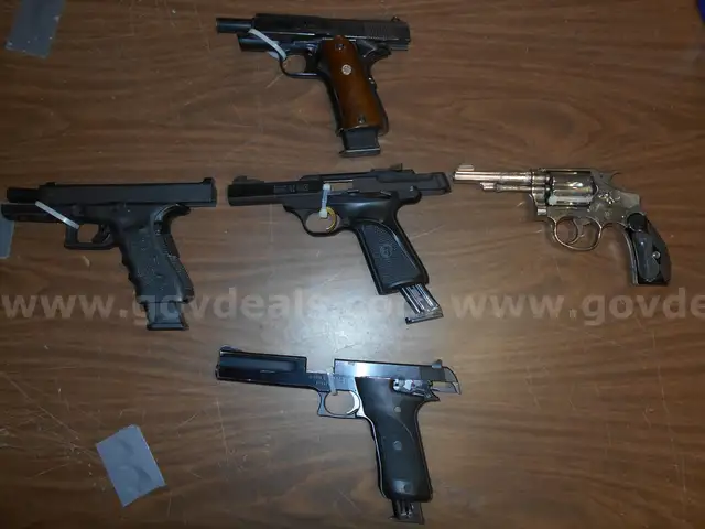 FIREARMS lot of 5 handguns