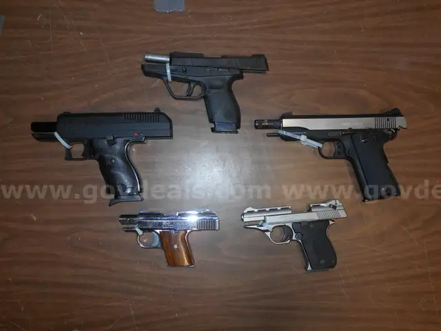 FIREARMS lot of 5 handguns