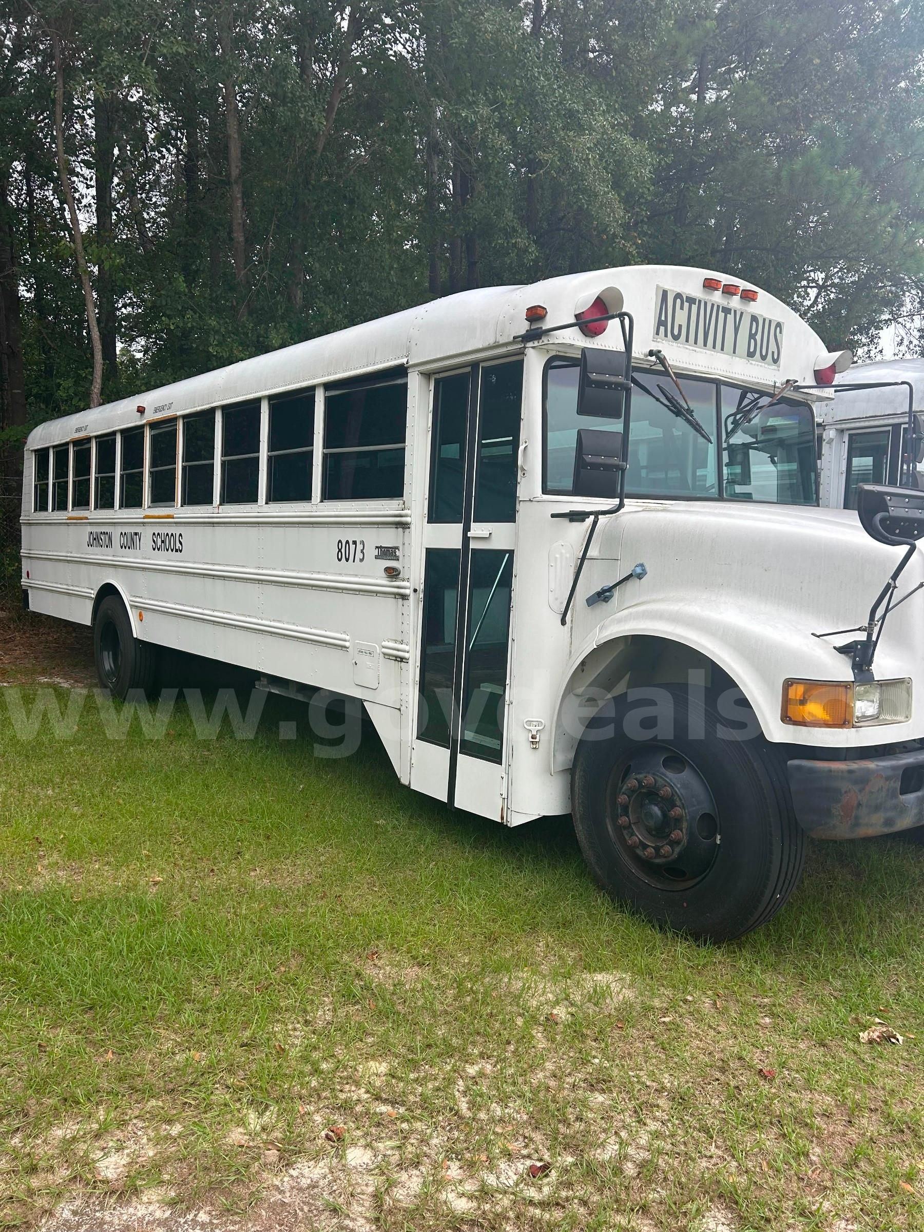1998 International/Thomas 66 Passenger School Bus DT466E Diesel