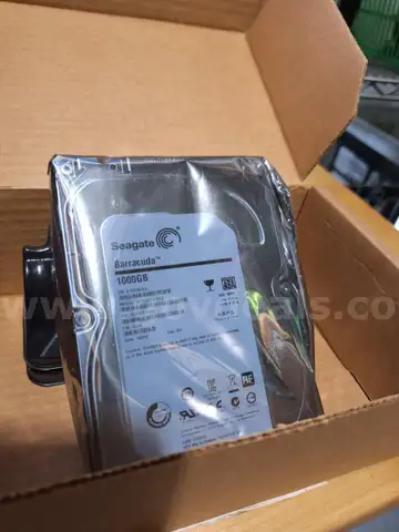 SeaGate Barracuda 1000 GB HDD, Lot of 9