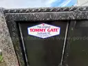 2012 Ford F-250 SD XL SuperCab 4WD 4 door with Tommy Gate Hydraulic Lift