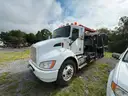 2016 Kenworth T370 with Pac Mac Knucke Boom