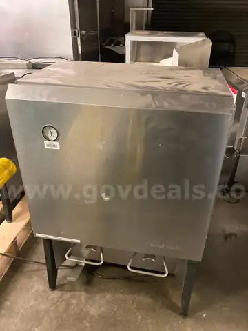 Bulk Beverage Cooler