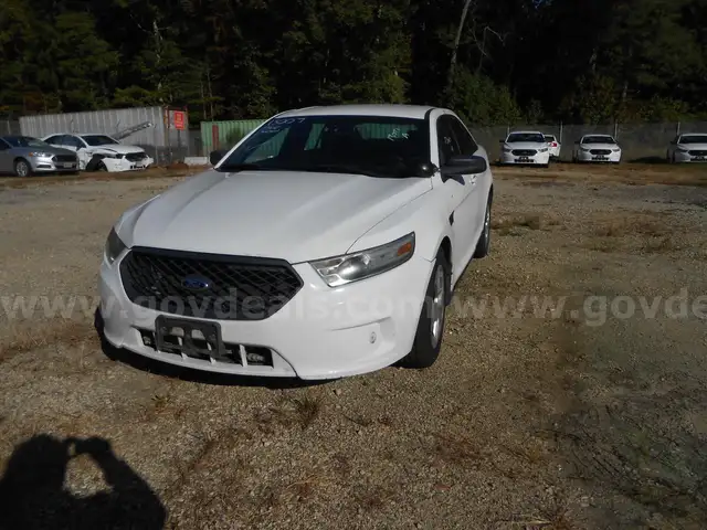 2013 Ford Taurus