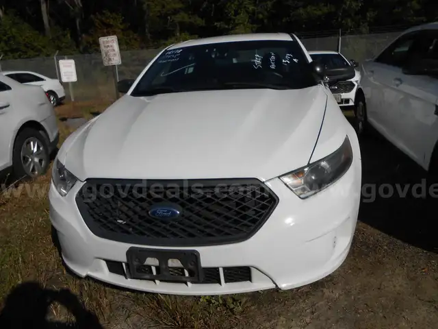 2015 Ford Taurus