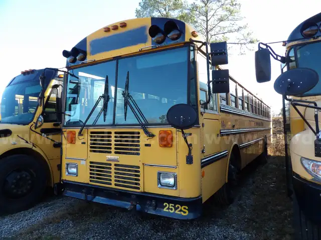 2006 Thomas MVP School Bus