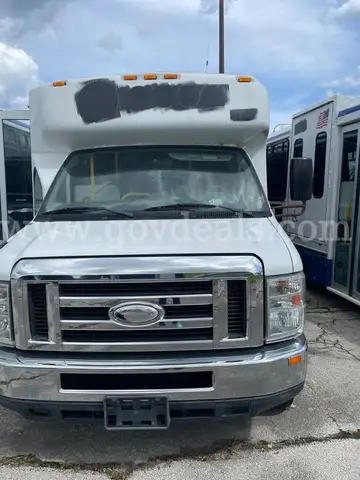 2014 Ford Econoline ADA Van