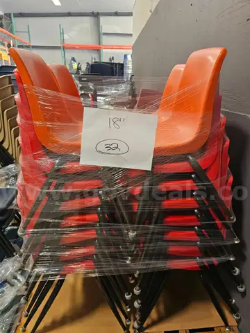 Student Chairs 18&#x22; (32)