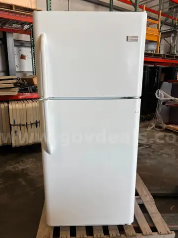 Frigidaire Refrigerator  White (SRA)