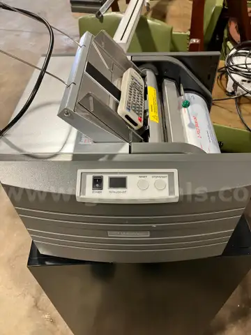 Desktop Pressure Sealer