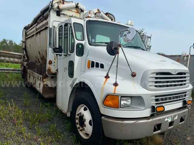 2006 Sterling Acterra Recycling Truck