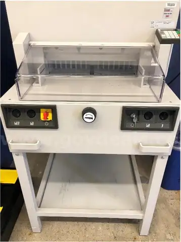 Triumph Guillotine Cutter w/Blade