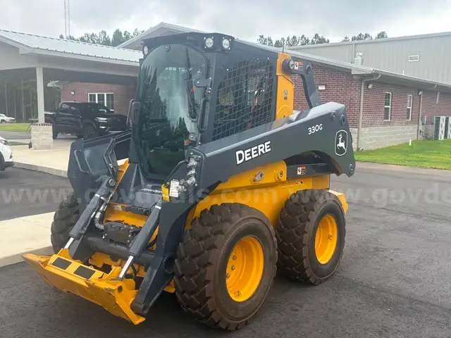 2020 John Deere 330G Skid Steer