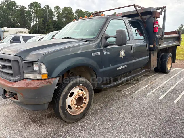 2004 Ford F-450 SD