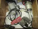 1 LOT OF HAND TOOLS