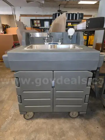 Cambro Portable Dual Sink