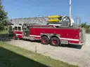2000 E One Ladder Truck