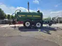 Sludge spreader tanker
