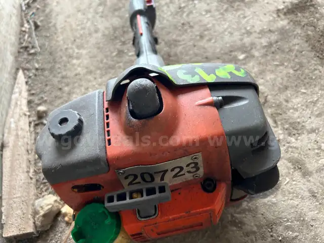 2002 Husqvarna Trimmer