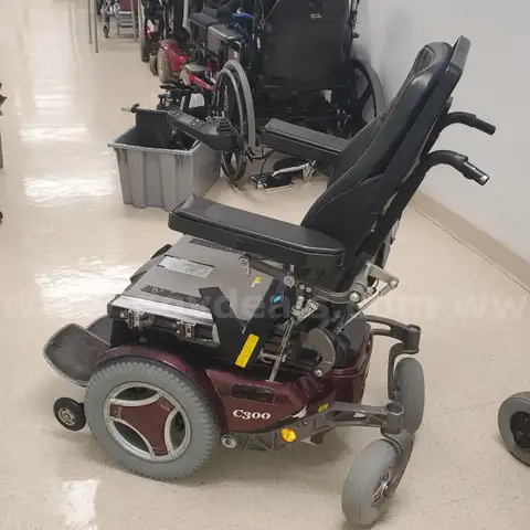 C-300 RNET Motorized Wheelchair