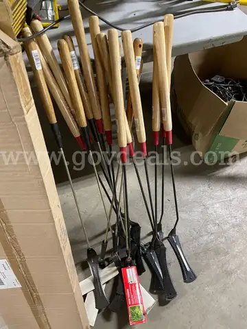 Lot of Twenty-Seven (27) True Temper Grass Whip - New