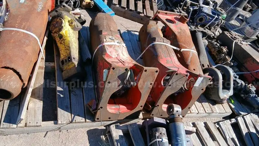 Hydraulic Hammer Attachments (Qty: 7)