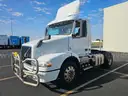 2017 Volvo VNM
