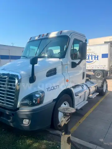 2016 Freightliner Cascadia 113