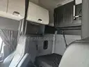 2019 Freightliner Cascadia T/A High Sleeper Dual Bunks