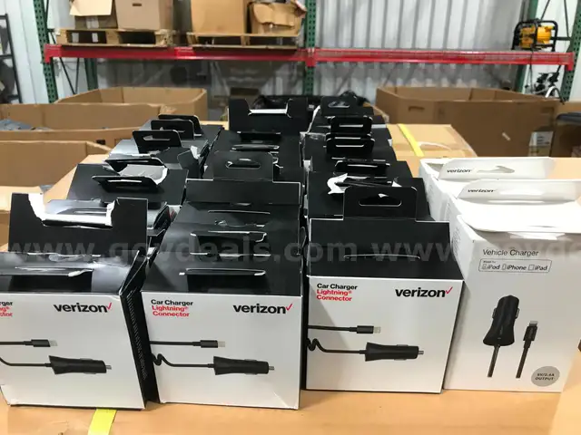 Lot of 32 Misc Chargers
