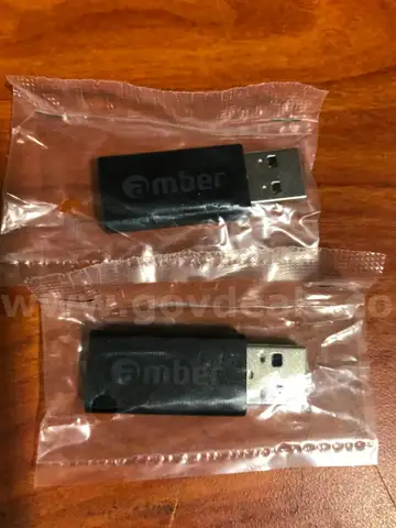 Lot of 950:   NEW Amber USB-A Male to USB Type-C Female Adapter Converter
