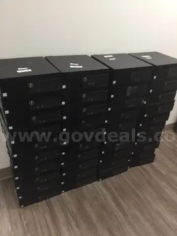 Lot of 40 Mixed Dell Optiplex Desktops - 37 Optiplex 3050, 1 Optiplex 3060, 1 Optiplex 5050, 1 Optiplex 7040