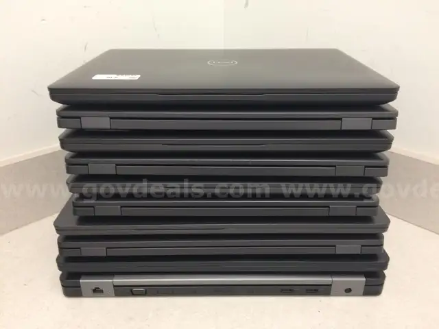 Lot of 10 Dell Latitude Laptops - 6th and 8th Generation Processors, NO DRIVES