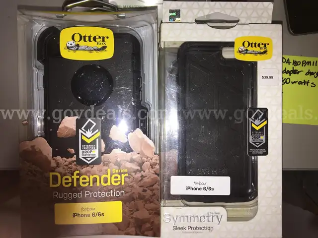 Lot of 115 Misc Cell Phone Cases (Otter Box, Body Guardz, Speck, Incipio, Spigen, ZAGG, tech 21)