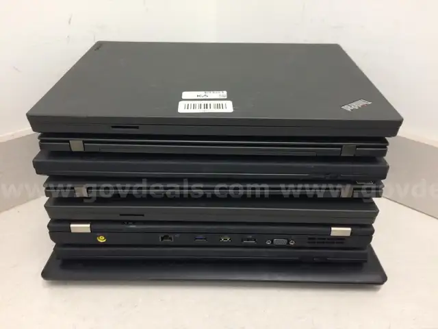 Lot of 8 Mixed Lenovo Laptops - NO OS