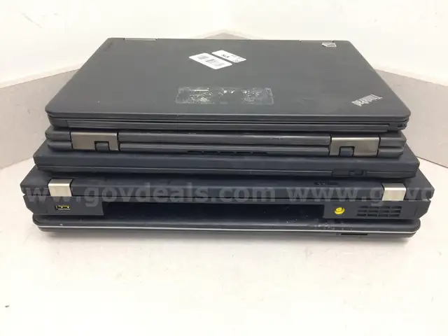 Lot of 5 Lenovo ThinkPad's - NO OS