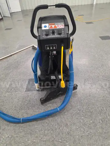 Windsor Commodore 20 Carpet Extractor