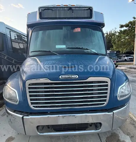 2017 Freightliner S2 106