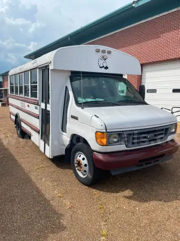2006 Ford Econoline Model E-450 Thomas (See Attached Bus Inspection Form for Details)