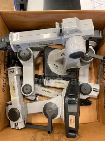 Goldenrod 6812 Robotic Arms w/Remotes & Laminator - NOTICE See Below for Add'tl Fees