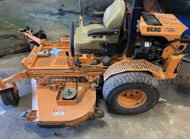 Kholer Turf Tiger II 72" SCAG Mower (auction prev. withdrawn and now relisted, ENGINE NO GOOD)