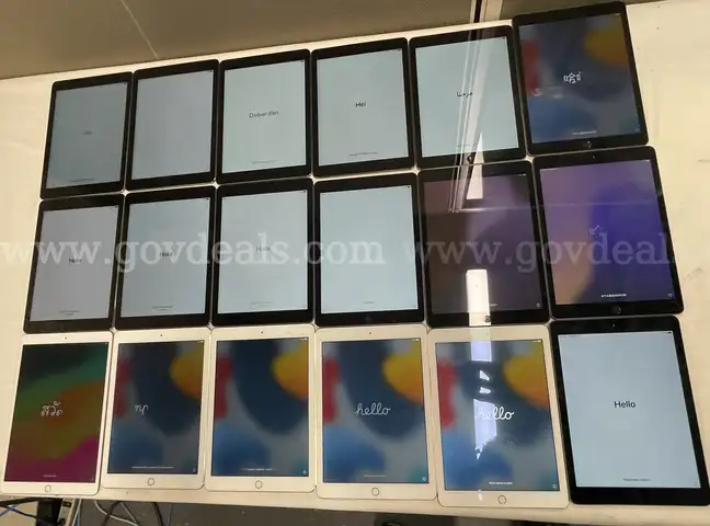Apple iPads - Qty of 18 in this Lot  (Shipping Avail for Extra Fee)